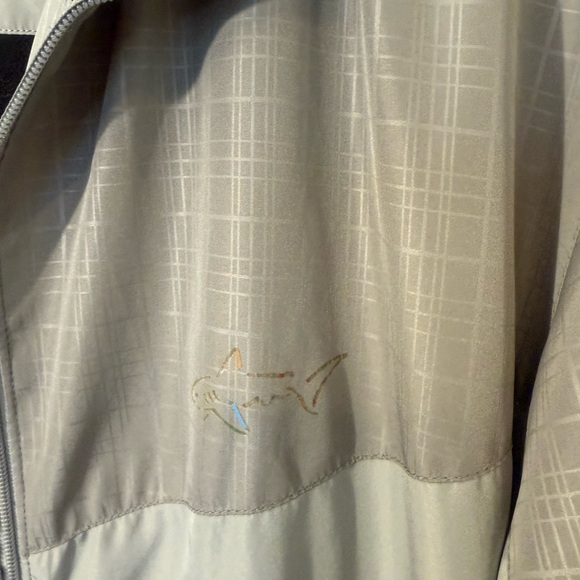Greg Norman Collection Light Gray Windbreaker - Picture 4 of 6